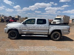 TOYOTA TACOMA SERIE 8275 FOTO 1